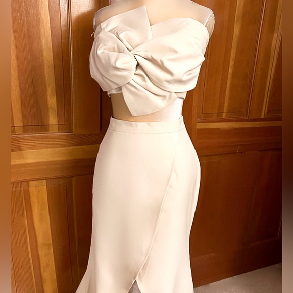 Nude Colored  2-Piece Skirt Suit. - Picture 15 of 16